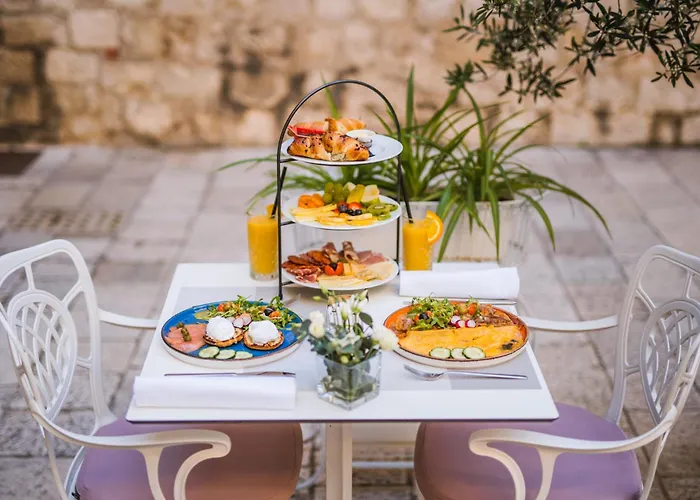 Vestibul Palace & - Small Luxury Of The World Split