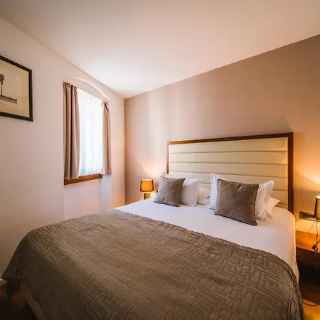 Szálloda Vestibul Palace & - Small Luxury Of The World Split