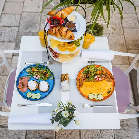 Hotel Vestibul Palace & - Small Luxury Of The World