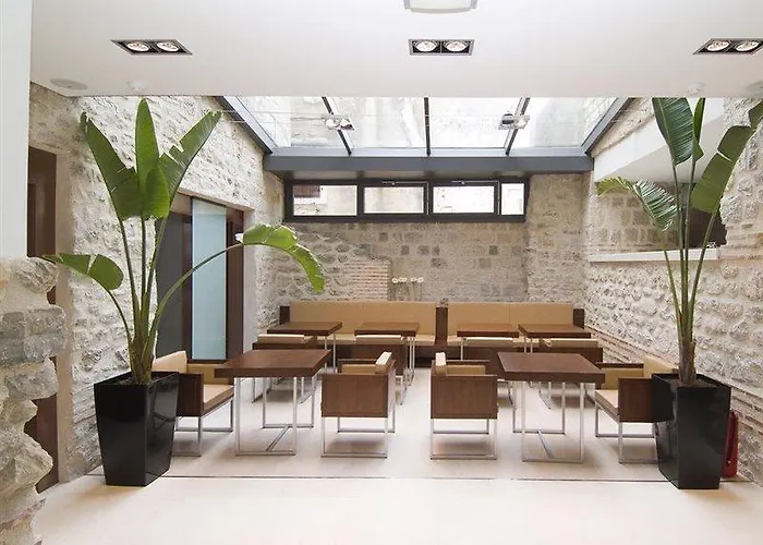 Vestibul Palace & - Small Luxury Of The World 4*