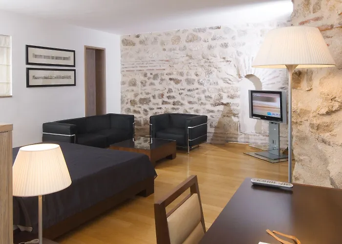 Hotel Vestibul Palace & - Small Luxury Of The World