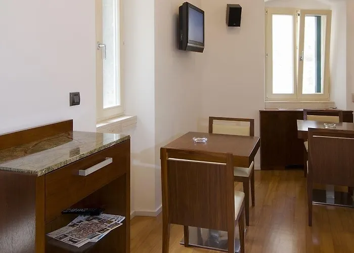 Hotel Vestibul Palace & - Small Luxury Of The World Split