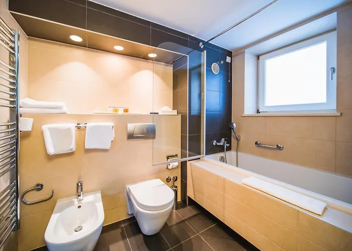 Vestibul Palace & - Small Luxury Of The World